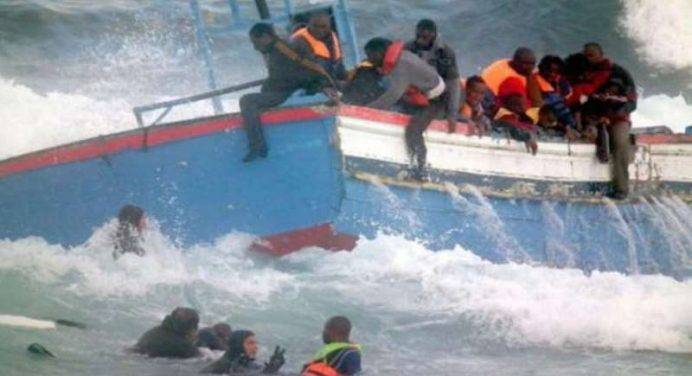 Naufragio nell'Egeo: almeno 14 morti