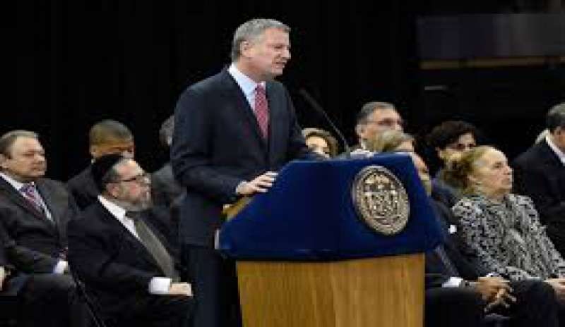 New York: i poliziotti non perdonano il sindaco De Blasio
