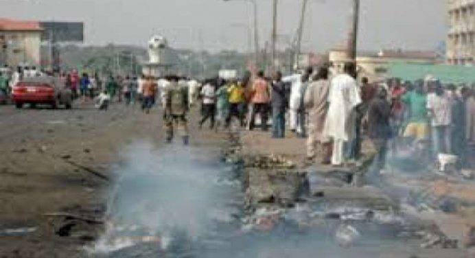 Nigeria, bomba alla stazione del bus: 40 morti
