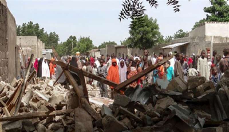 Nigeria. Donne kamikaze in azione: almeno 27 morti