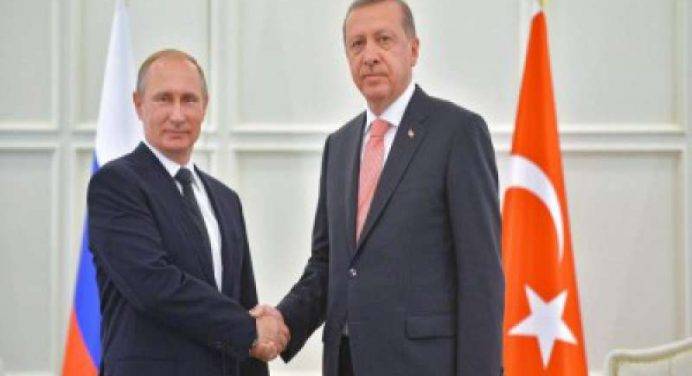Nucleare e Siria: Putin ed Erdogan si scoprono più vicini