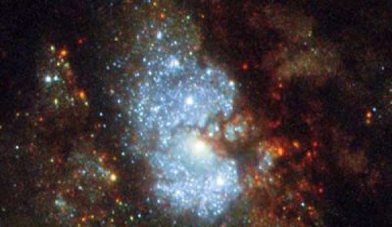 Nuova scoperta di Hubble, fotografata una “galassia nascosta”