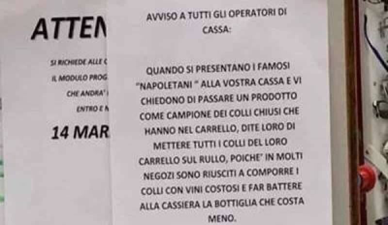 “Occhio ai napoletani”: affigge cartello choc alle casse del supermercato. Dipendente sospeso