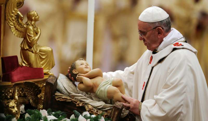 Oggi come 50 anni fa, il Papa benedice i Bambinelli