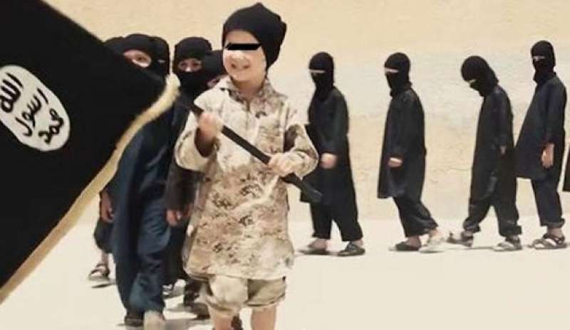 Orfani dell'Isis: grave emergenza sociale