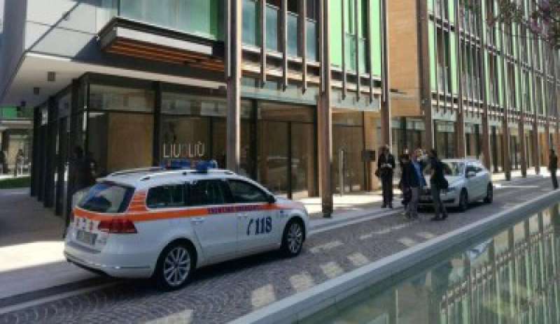 Orrore a Trento, due bambini assassinati in casa dal padre. L’uomo si è suicidato