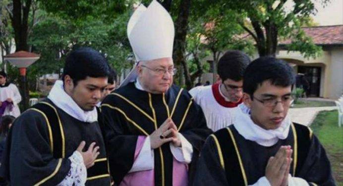 Papa Francesco rimuove il Vescovo di Ciudad del Este (Paraguay)