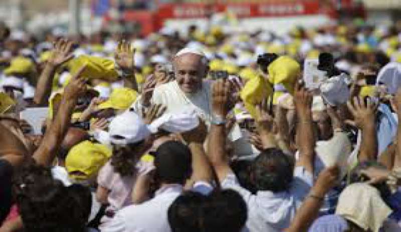 Il Papa ai giovani del centro estivo: “Lasciatevi condurre bene, guardando oltre”