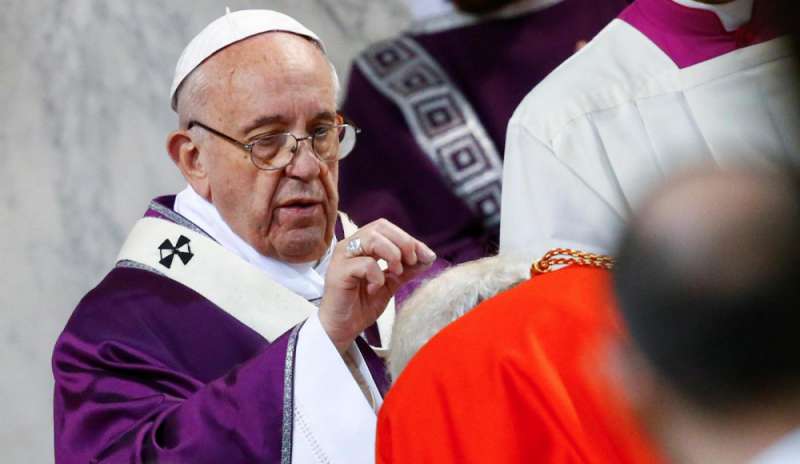 Papa: “Liberare il cuore dalle vanità”