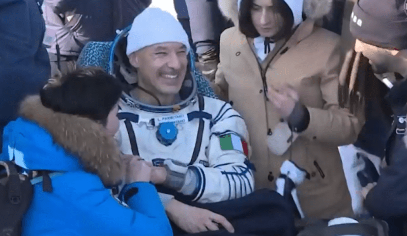 Parmitano è tornato: la Soyuz atterrata in Kazakhistan