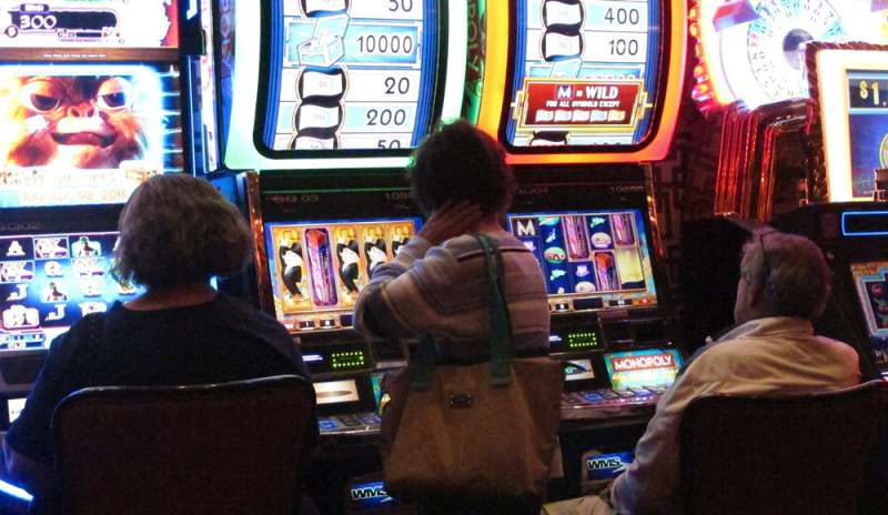 Patto d'intesa tra Curia e Comuni contro il gioco d'azzardo