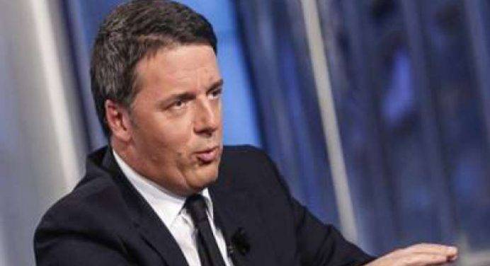 Pd, Renzi subito al lavoro: legge elettorale e Alitalia le priorità del segretario
