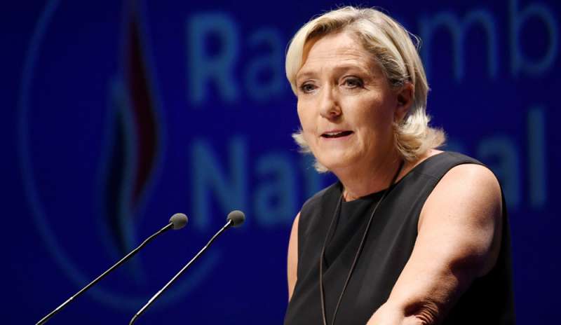 Perizia psichiatrica per Marine Le Pen: ecco perché
