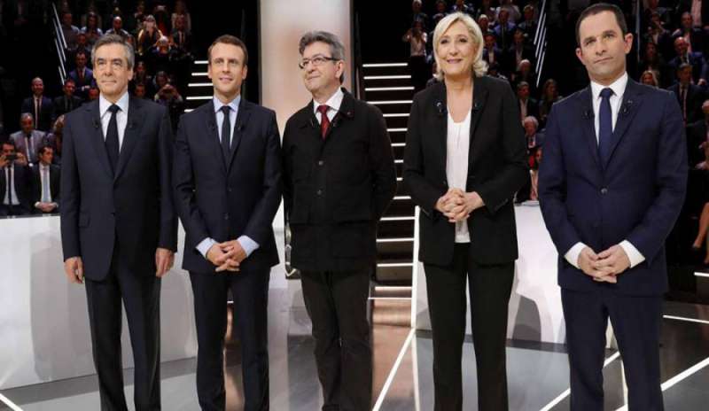 Presidenziali francesi: Macron vince il primo dibattito tv, flop Fillon