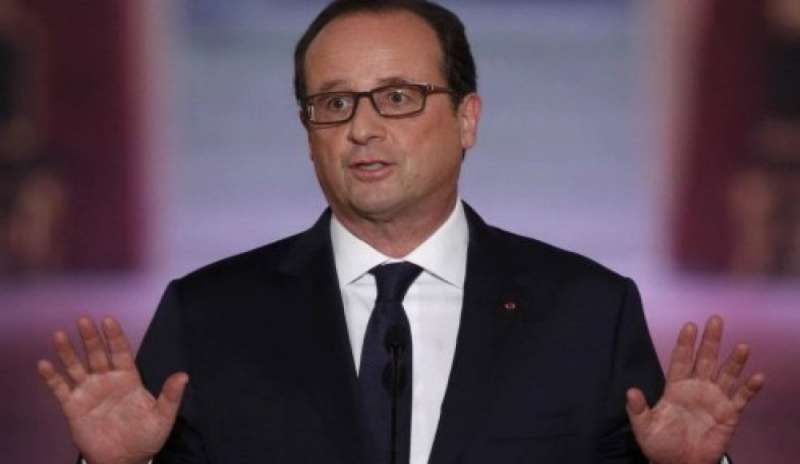 La proposta di Hollande: “Un servizio civile universale e gratuito”