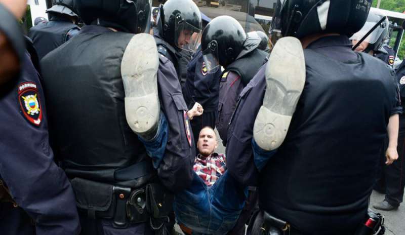 Proteste anticorruzione in Russia, centinaia di arresti