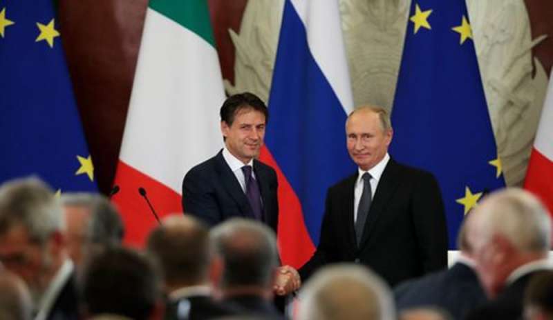 Conte saluta Putin: “Relazioni eccellenti, nonostante le sanzioni”