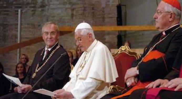 Benedetto XVI, la riconciliazione come “programma di pontificato”. I nodi ecclesiali dei papi
