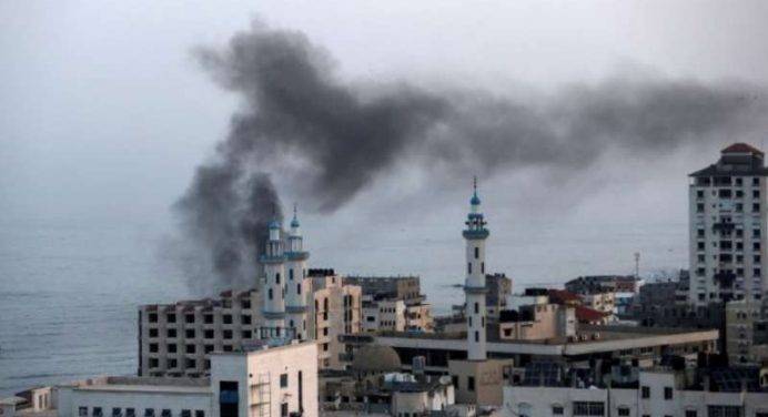 Razzi da Gaza e raid di Israele: 23 morti in un giorno