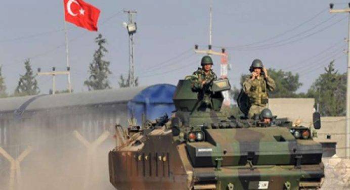 Referendum curdo: Ankara ordina un'esercitazione militare al confine con l'Iraq