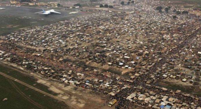 Rep. Centrafricana: chiude il campo M’poko, luogo simbolo del dramma della guerra civile