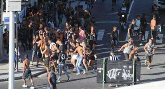 Rio de Janeiro, violenti scontri prima di Botafogo-Flamengo: tifoso ucciso a colpi di pistola