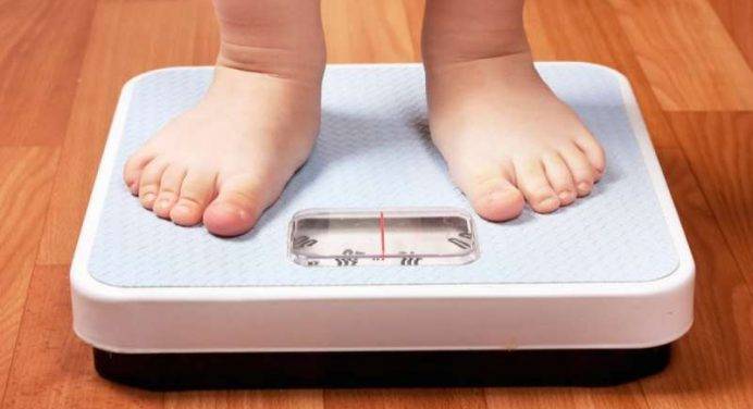 Rischio obesità prevedibile alla nascita con un test