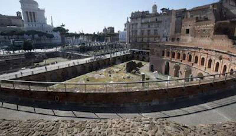 Roma, ripartono gli scavi per riunire il Foro Traiano