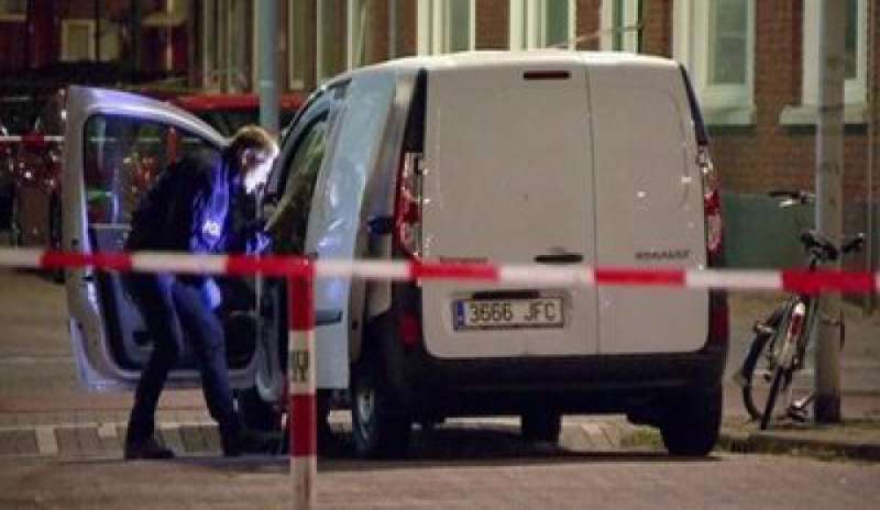 Rotterdam, bombole a gas su un furgone: annullato concerto ma non è terrorismo
