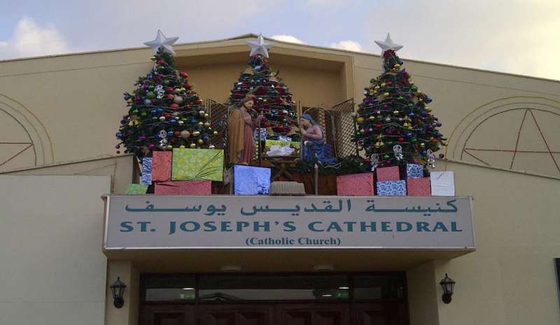 Sì a 17 chiese cristiane ad Abu Dhabi