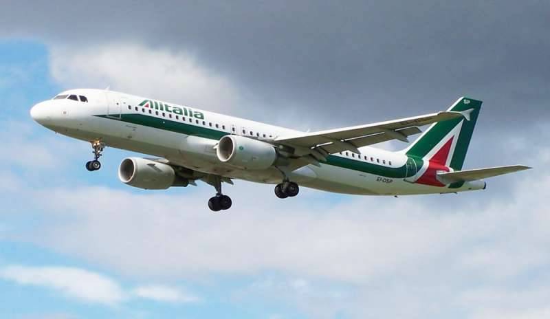 Salvataggio Alitalia: chiesta proroga fino al 31 ottobre