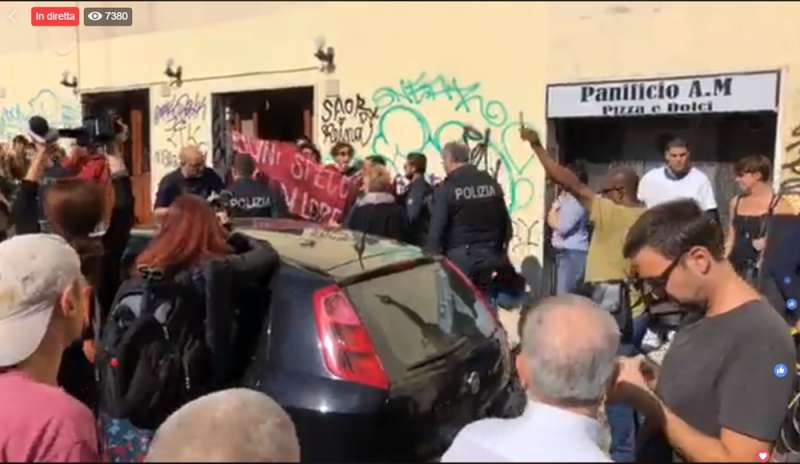 Salvini a San Lorenzo: residenti contro i centri sociali