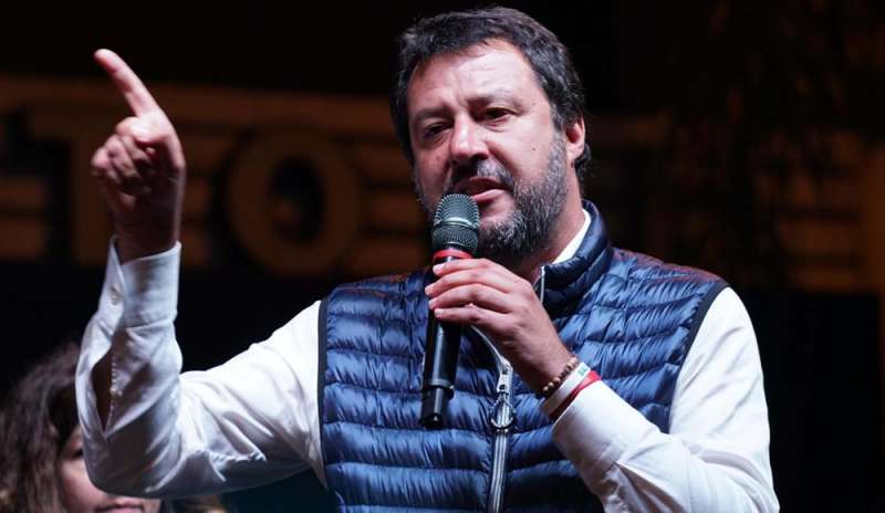 Salvini: “Spaccatura con il M5s”
