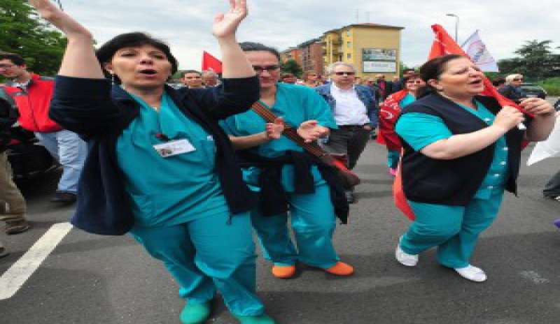 Sanità: sciopero degli infermieri pubblici