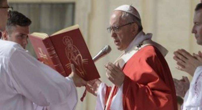 Santi Pietro e Paolo, il Papa: “No ai cristiani da salotto”