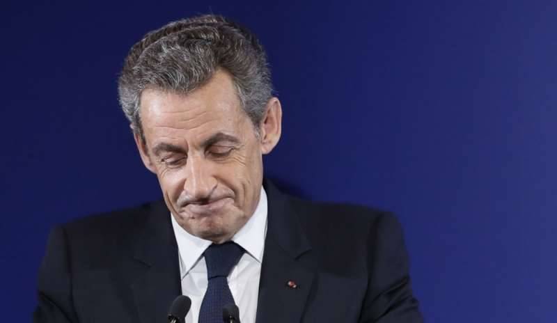 Sarkozy a processo per corruzione