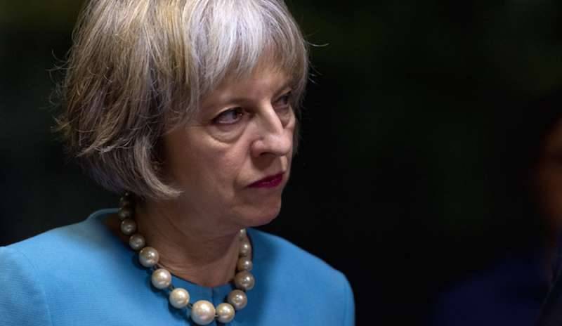 Scandalo molestie a Westminster:<br /> trema il governo May