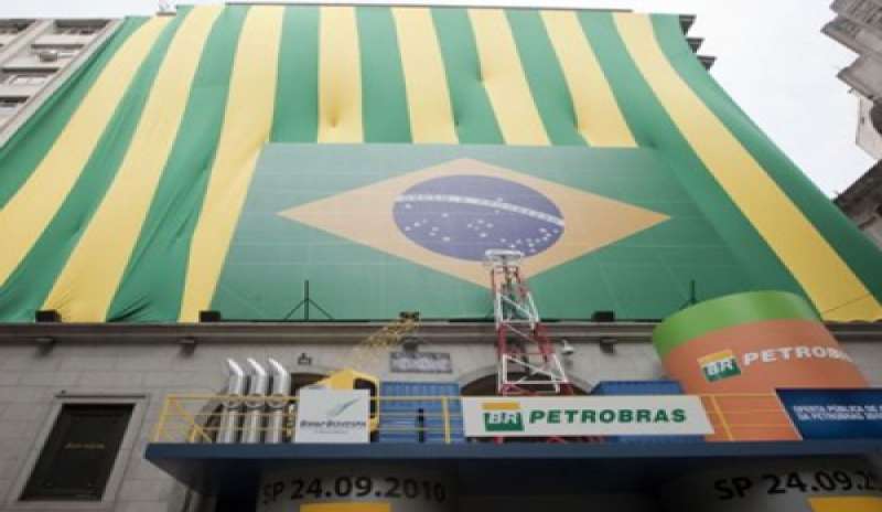 SCANDALO PETROBRAS IN BRASILE: INDAGATO UN EX MINISTRO DEL PRESIDENTE LULA