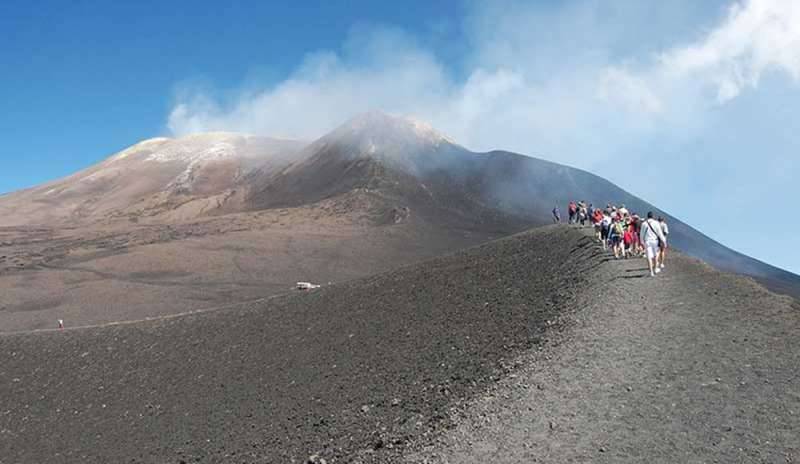 Sciame sismico ai piedi dell'Etna