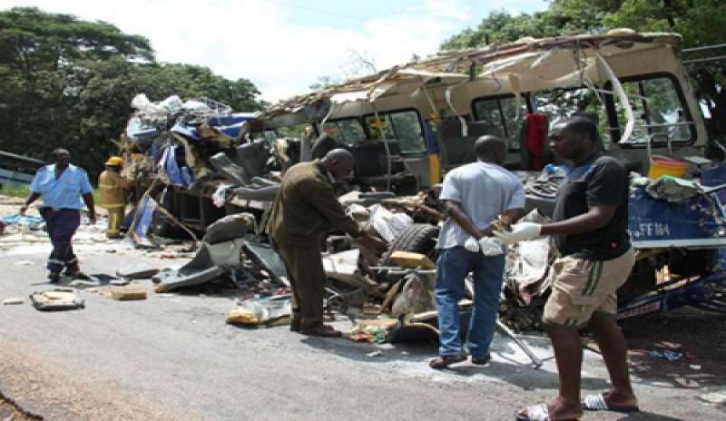 Scontro tra bus in Zimbabwe: 25 morti e 46 feriti