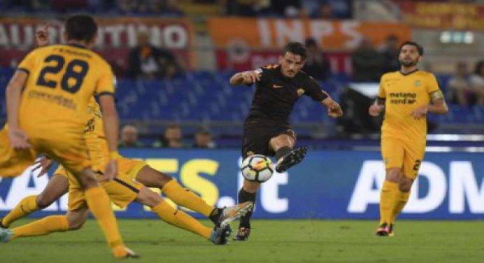 Serie A: Dzeko e Nainggolan trascinano la Roma, tris giallorosso al Verona