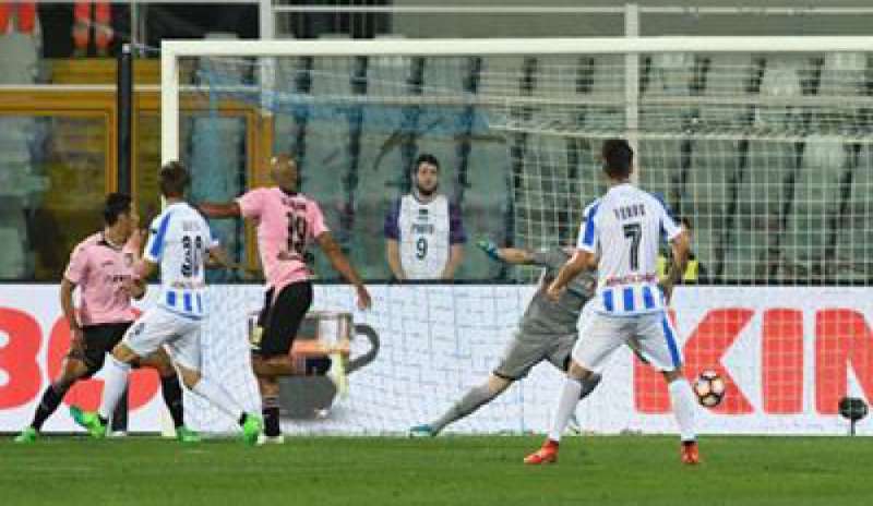 Serie A, il Pescara batte il Palermo 2 a 0