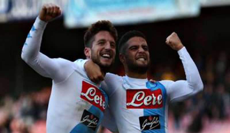 Serie A: Mertens trascina il Napoli al terzo posto, il Palermo piega il Genoa