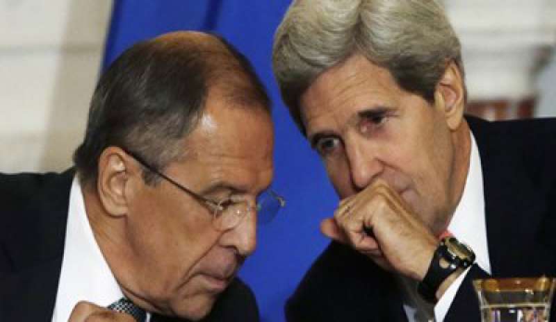 Siria, Lavrov a Kerry: “Ad Aleppo le milizie illegali sparano sui civili”