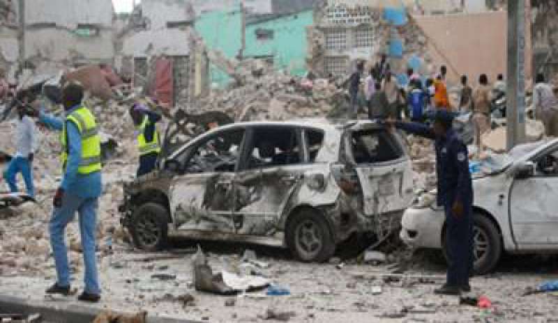 Somalia: autobomba nel cuore di Mogadiscio, 7 morti e oltre 10 feriti