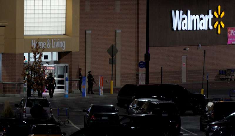 Spari in un grande magazzino in Colorado: 3 morti