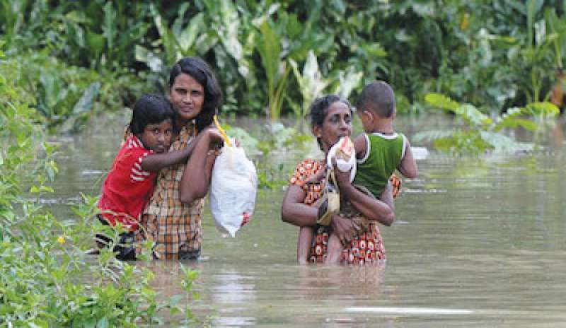 Sri Lanka: saliti a 126 i morti per le alluvioni, 400mila le persone sfollate