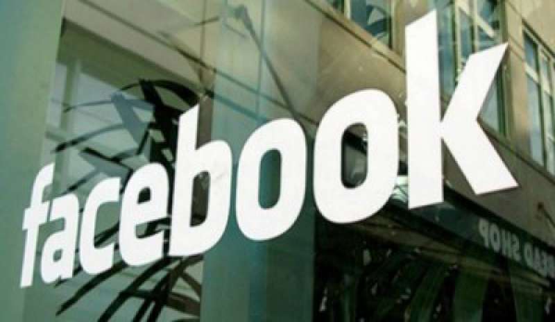Stangata Ue a Facebook, multa da 110 milioni sull’acquisizione di Whatsapp