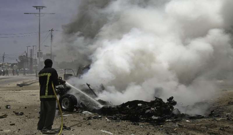 Strage di civili in Somalia. Dodici morti in un attacco kamikaze a nord di Mogadiscio