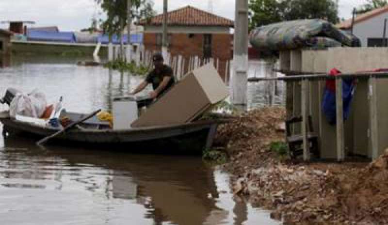 Sud America, dall’Italia e dalla Cei mezzo milione di euro per gli alluvionati